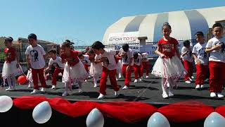 Içdaş İlkokulu 23 Nisan Milli Dansı/ Türk çocuğusun