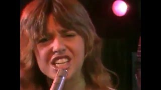 Watch Suzi Quatro Shes In Love With You video