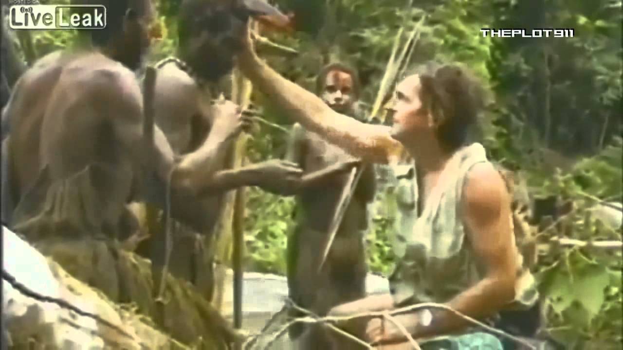 Африканский абориген жестко трахнул жену старого профессора