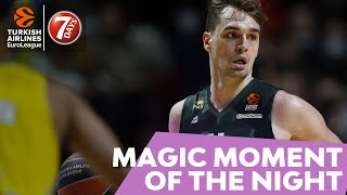 7DAYS Magic Moment of the Night: Mario Hezonja posterizes Koumadje!