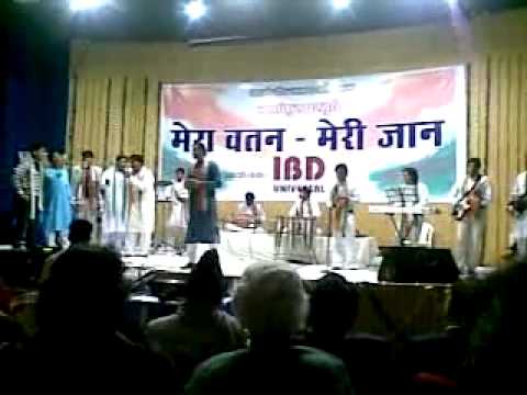 tujh ko chalna hoga