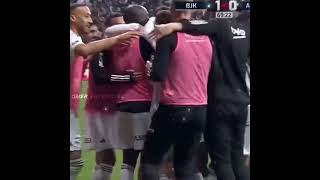 Yıllar Geçmiş Üstümüzden