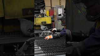 Cut-To-Size Bar Grating