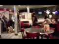 Rissa Epica tra donne al Ristorante
