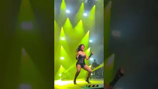 Sunidhi Chauhan Stage Performancecrezy Kiya Redhoom2Pritam