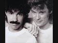 Hall & Oates - Kiss On My List (Lyrics)