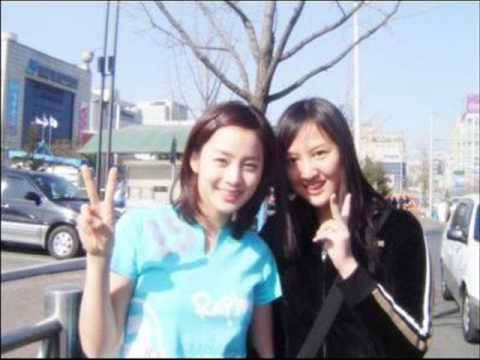 Photo of Kim Tae-hee  & her friend 