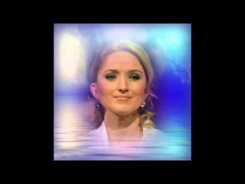 Çiğdem YARKIN-Bin Gül Çıkarırdım Sana Kalbimdeki Külden (NİHAVEND)R.G. Video Klibi Çiğdem YARKIN-Bin Gül Çıkarırdım Sana Kalbimdeki Külden (NİHAVEND)R.G. Video Klibi