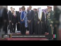 Michelle Obama Forgoes a Headscarf and Sparks a Backlash in Saudi Arabia - TOI