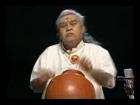 Amazing Indian Percussion-1(Solo ghatam) watch the ending!