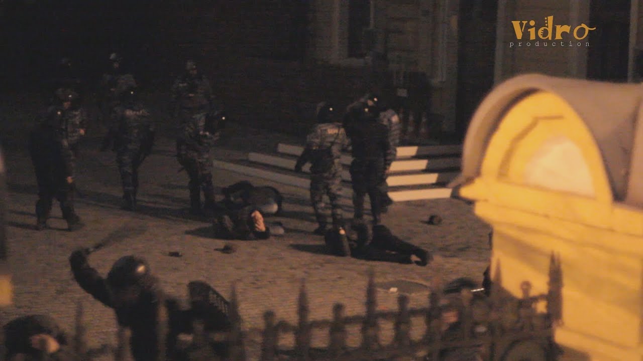 Бьют и насилуют (100 видео)