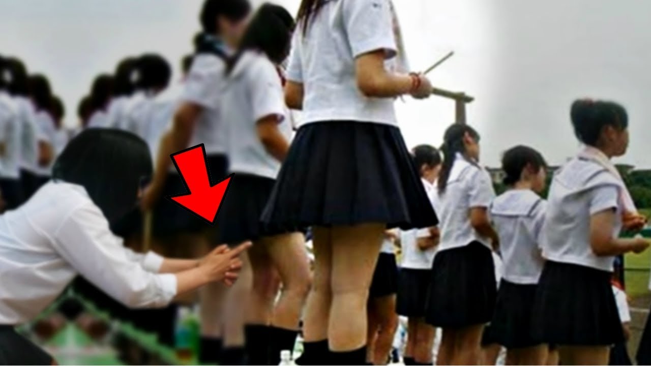 Japanese schoolgirl humping