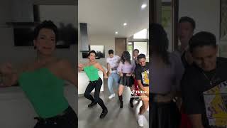 Paolita Suarez Y Charlotte Lascurain Bailando