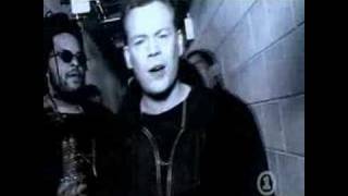 Watch Ub40 Cant Help Falling In Love video