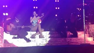 Watch Wonderwall World video