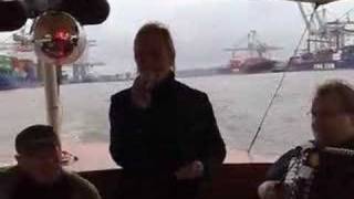 Frau Hedi Zwischen Hamburg Und Haiti