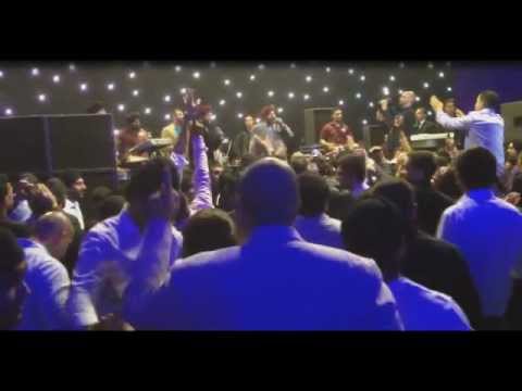 A.S.Kang performing at Sukshinder Shindas Rock da Party Launch...