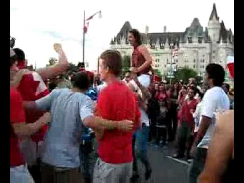 Punjabi bhangra by white boys and girls (gora and gorian ) on...