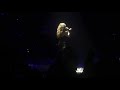 metalo-pio konta--ekei-ypevoles-pia thysia-apolyto keno-(fabulous show)anna vissi