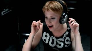Watch Leigh Nash Need To Be Next To You video