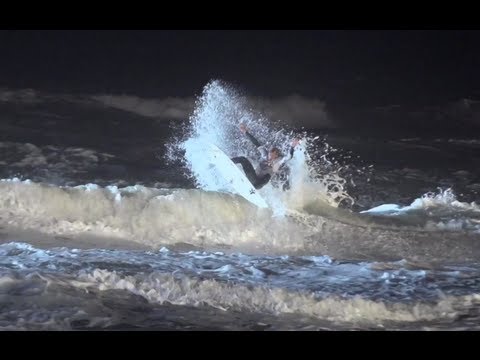Night Surfing in Florida – Red Bull Night Riders 2012 USA