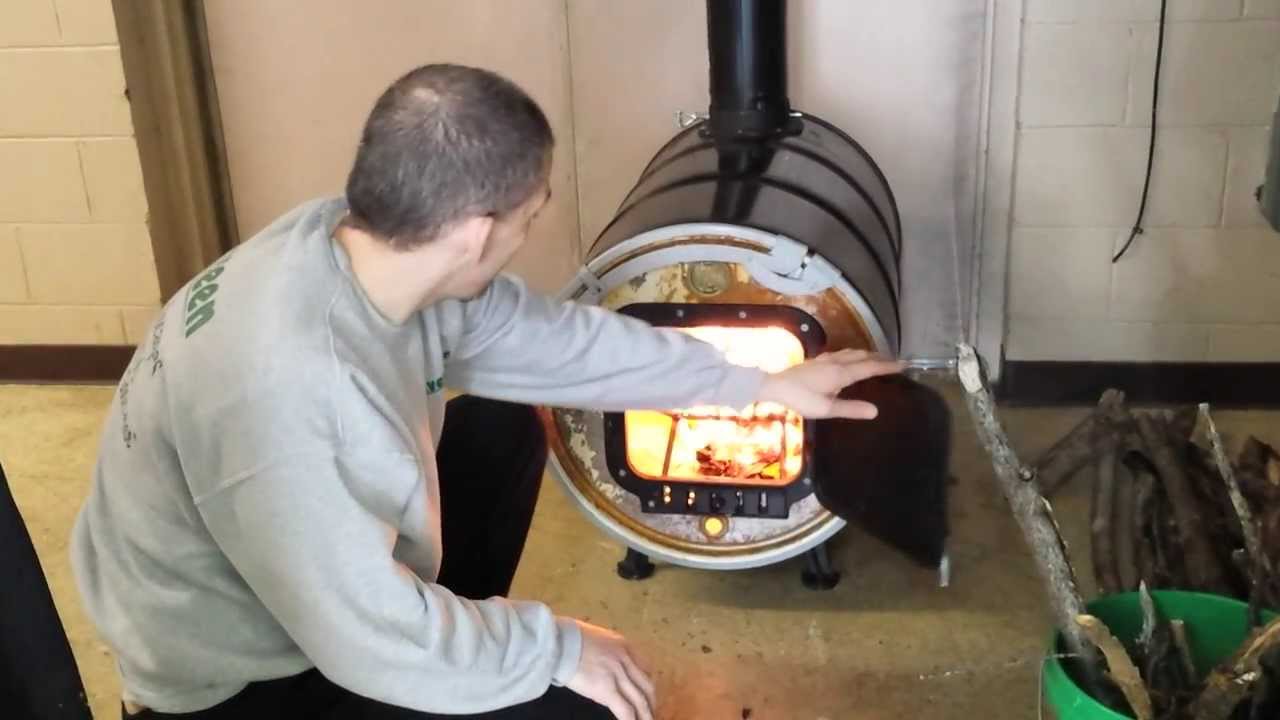 How To Build A 55 Gallon Barrel Wood Stove - YouTube