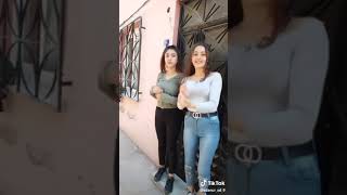 Türk 2 Liseli Lezbiyen Kız Kardeş İfşa +18