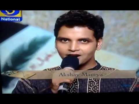 kavita krishnamurti ji singing mohabbat ki jhooti kahani pe...
