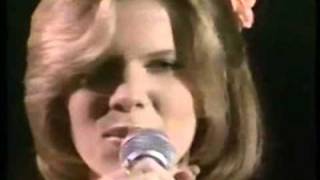 Watch Debby Boone Baby Im Yours video