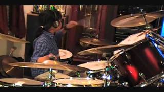 Watch Sunidhi Chauhan Sheila Ki Jawani video