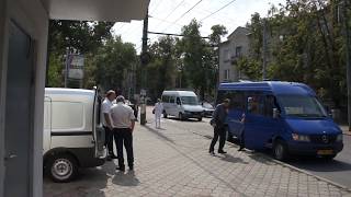 Видео Кишинев ул Докучаева угол ул Асаки Телецнтр 2017 от Кишинёв Молдова, улица Георге Асаки, Кишинёв, Молдавия