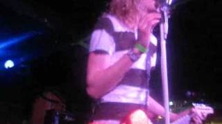 Watch Sing It Loud Give It Up video
