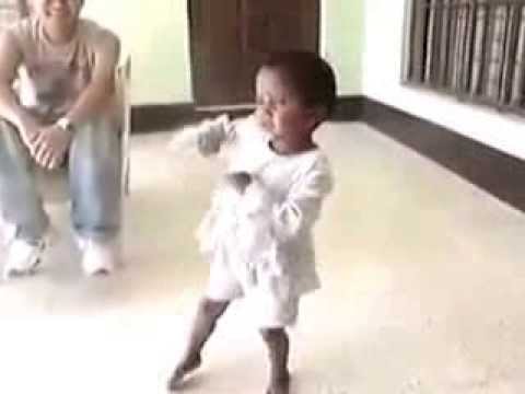 Tujhe Dekh Dekh Sona Sung By Small Baby