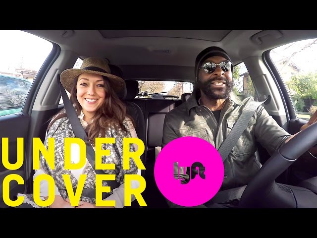 Jerry Rice Picks Up Unsuspecting Riders For Lyft - Video