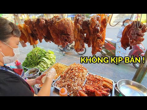 Xếp Hàng Mua Bánh Mì Heo Quay Da Giòn rụm 18K Ngon Nhất Sài Gòn