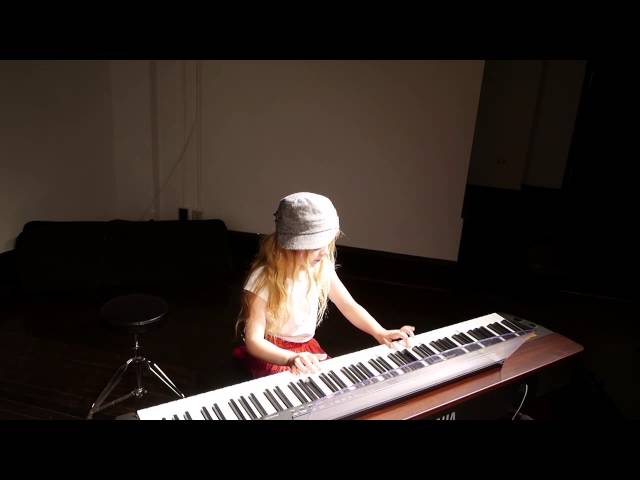 Chloe (8) plays Sonatina and French Lullaby at Spring Recital 2014