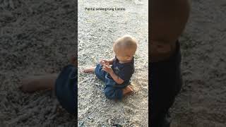Saat Keenan Dan Abang Bersama Liburan Ke Pantai