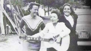 Watch Edith Piaf Momes De La Cloche video