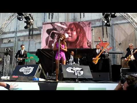 The Excitements - I don't Love You No More - Couleur Café 29/06/2012 - Bruxelles Tour et Taxi