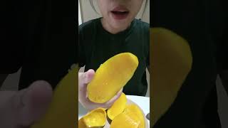 Mukbang Mango