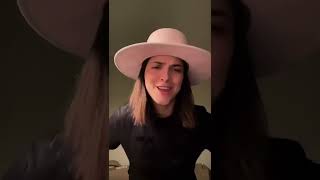 Algúna Otr Millenial Por Aquí Que Se Las Sepa Conmigo ? - Ana Lorena Sanchez