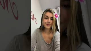 Novinha Loira Gata