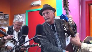 Watch John Prine Milwaukee Here I Come video