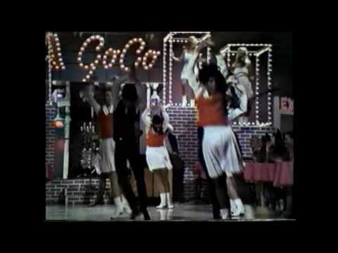 Ooh Poo Pa Doo Video