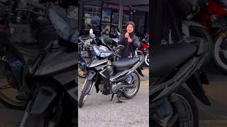 2Posing Untuk Lagenda Zr