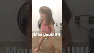 Criança de 2 anos dançando funk!!!