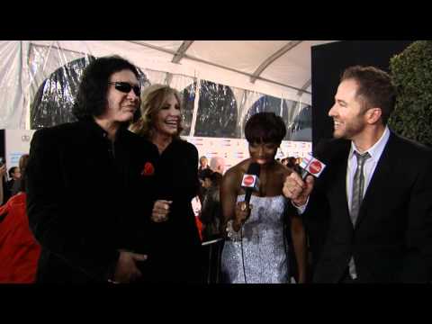 Ted Stryker and Estelle interview Gene Simmons and Shannon Tweed on the red 