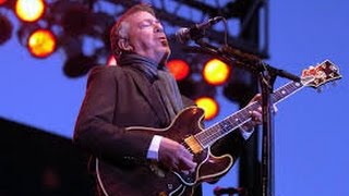 Watch Boz Scaggs Low Down video