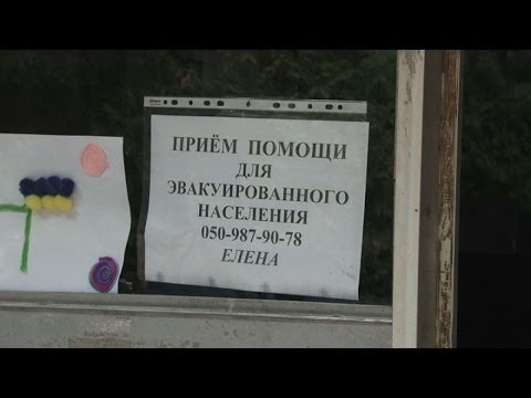 У Житомирі волонтери збирають допомогу для біженців зі сходу