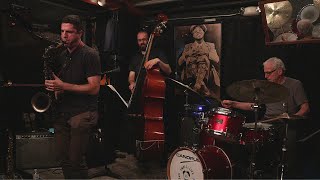 SMALLS JAZZ CLUB IN NEW YORK VLOG (HAPPY BDAY ROBYN!!)